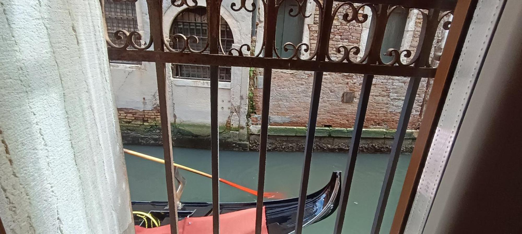 Ca Del Gambero Canal View Apartamento Venecia